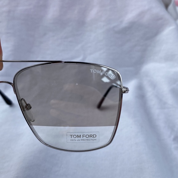 Tom Ford Sunglasses - Picture 8 of 8